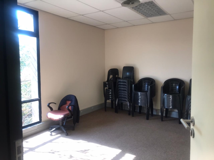 To Let commercial Property for Rent in Vincent Eastern Cape